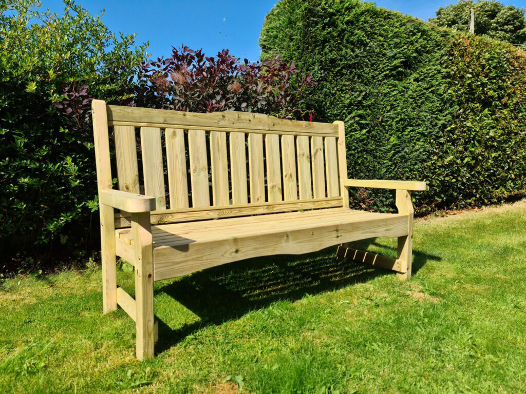 Outdoors tables and chairs - Furniture for Schools