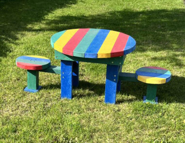recycle plastic rainbow two seater table set