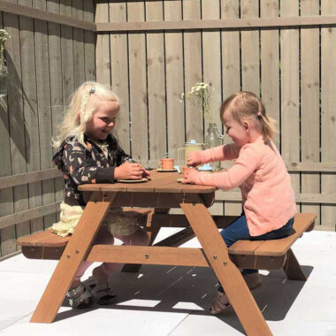 outdoor toddler picnic table
