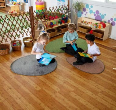 Grouping Pebbles Carpet Set